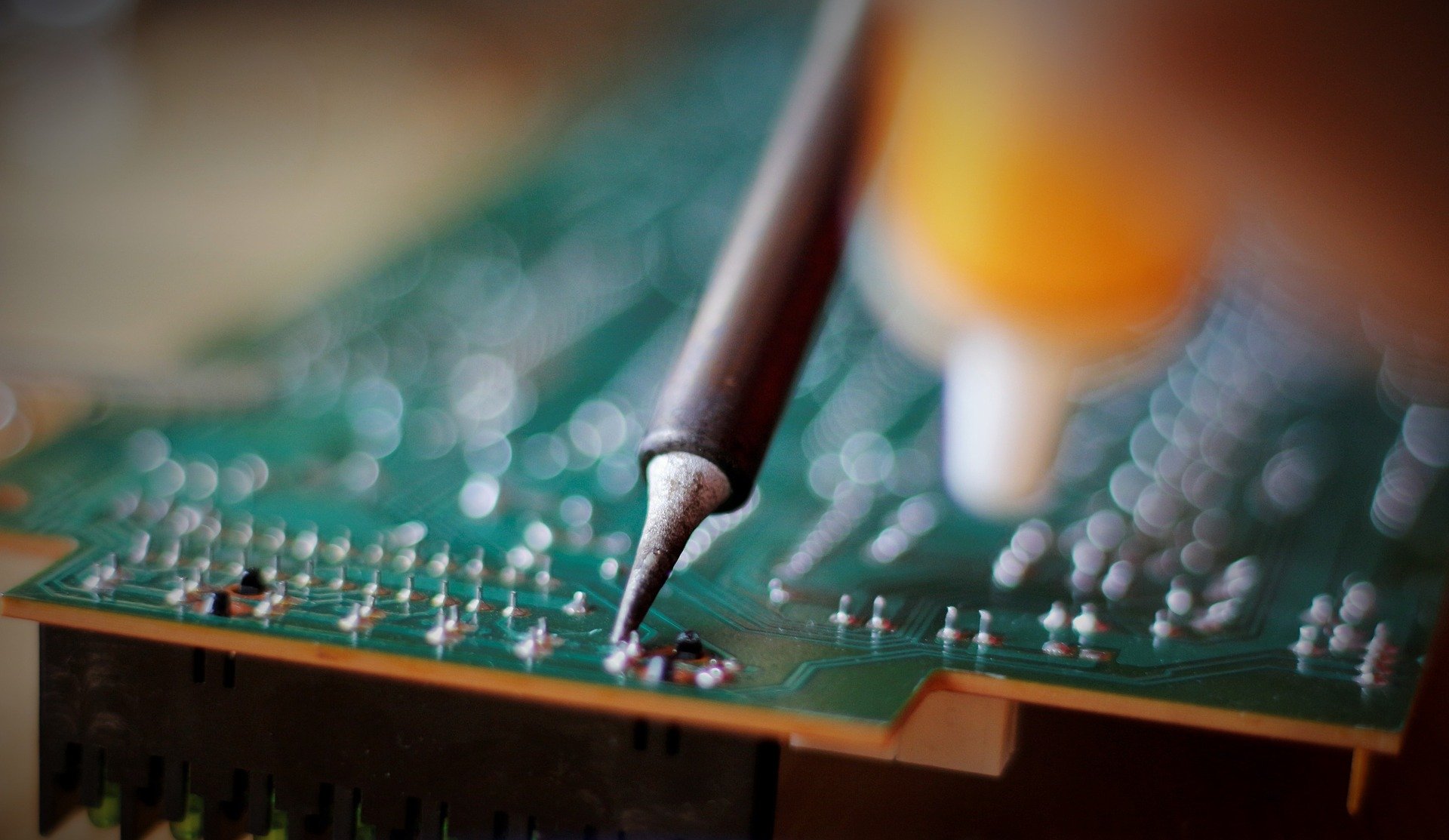 The Benefits of Becoming an IPC Certified Soldering Technician